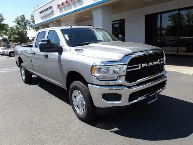 2024 RAM Ram 2500 RAM 2500 TRADESMAN CREW CAB 4X4 8 BOX