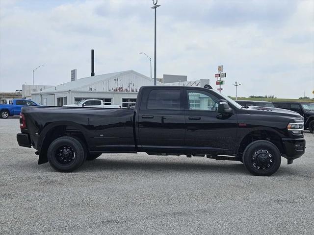 2024 RAM Ram 3500 RAM 3500 LARAMIE CREW CAB 4X4 8 BOX