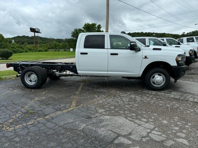 2024 RAM Ram 3500 Chassis Cab RAM 3500 TRADESMAN CREW CAB CHASSIS 4X4 60 CA