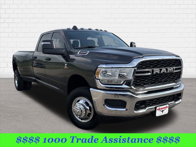 2024 RAM Ram 3500 RAM 3500 TRADESMAN CREW CAB 4X4 8 BOX