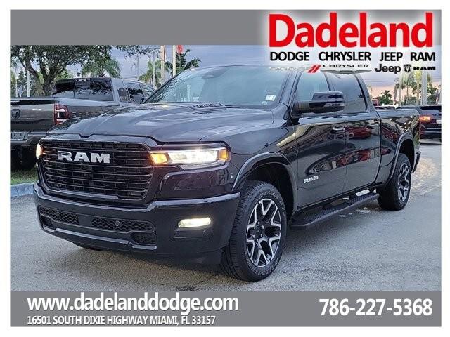 2025 RAM Ram 1500 RAM 1500 LARAMIE CREW CAB 4X4 64 BOX