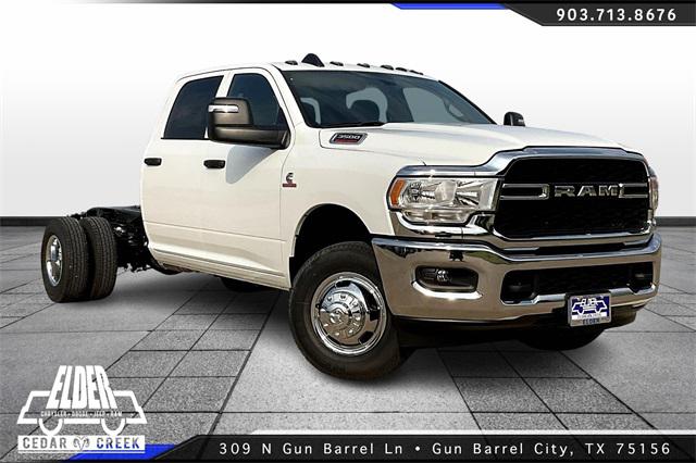 2024 RAM Ram 3500 Chassis Cab RAM 3500 TRADESMAN CREW CAB CHASSIS 4X4 60 CA