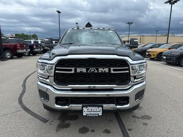 2024 RAM Ram 2500 RAM 2500 TRADESMAN CREW CAB 4X4 64 BOX