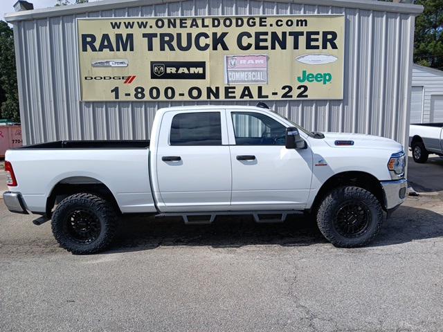 2024 RAM Ram 2500 RAM 2500 TRADESMAN CREW CAB 4X4 64 BOX