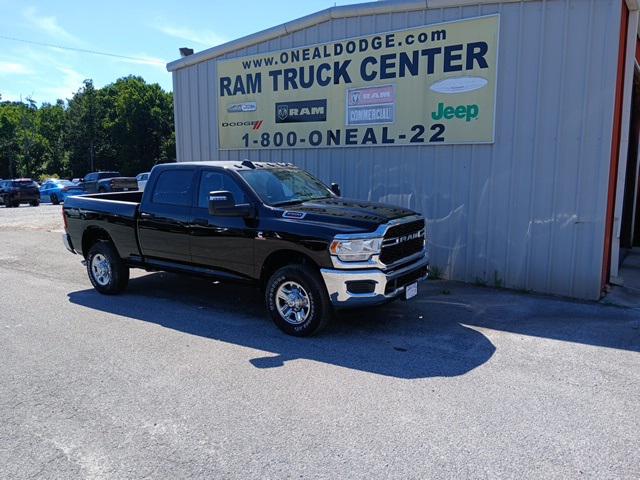 2024 RAM Ram 2500 RAM 2500 TRADESMAN CREW CAB 4X4 64 BOX