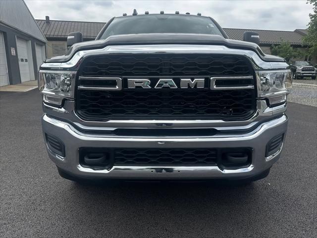 2024 RAM Ram 3500 RAM 3500 TRADESMAN CREW CAB 4X4 8 BOX