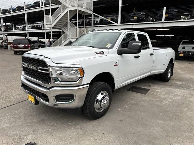 2024 RAM Ram 3500 RAM 3500 TRADESMAN CREW CAB 4X4 8 BOX