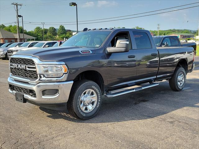 2024 RAM Ram 2500 RAM 2500 TRADESMAN CREW CAB 4X4 8 BOX