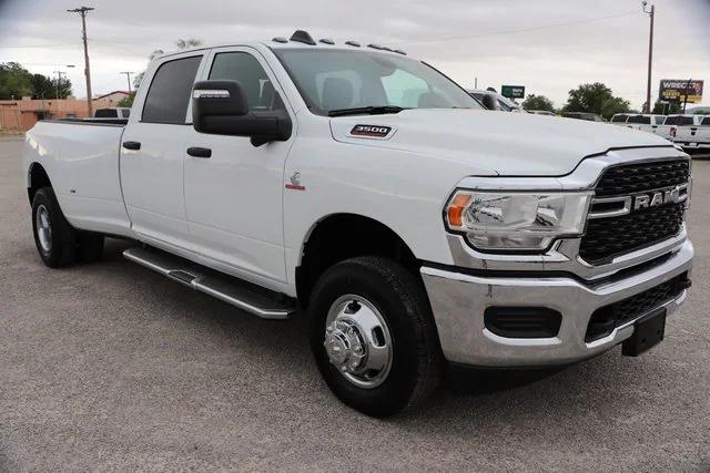 2024 RAM Ram 3500 RAM 3500 TRADESMAN CREW CAB 4X4 8 BOX