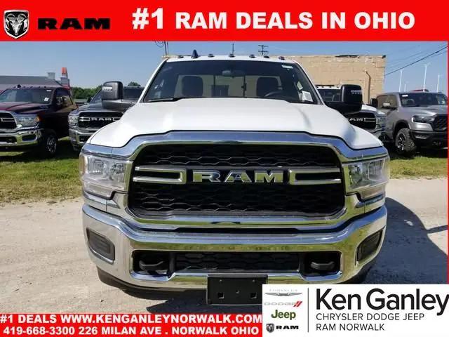 2024 RAM Ram 2500 RAM 2500 TRADESMAN REGULAR CAB 4X4 8 BOX 2024 RAM Ram 2500 RAM 2500 TRADESMAN REGULAR CAB 4X4 8 BOX