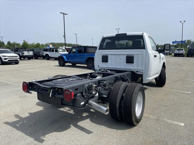 2024 RAM Ram 3500 Chassis Cab RAM 3500 TRADESMAN CHASSIS REGULAR CAB 4X4 60 CA