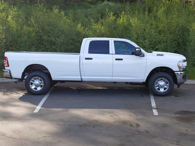 2024 RAM Ram 2500 RAM 2500 TRADESMAN CREW CAB 4X4 8 BOX