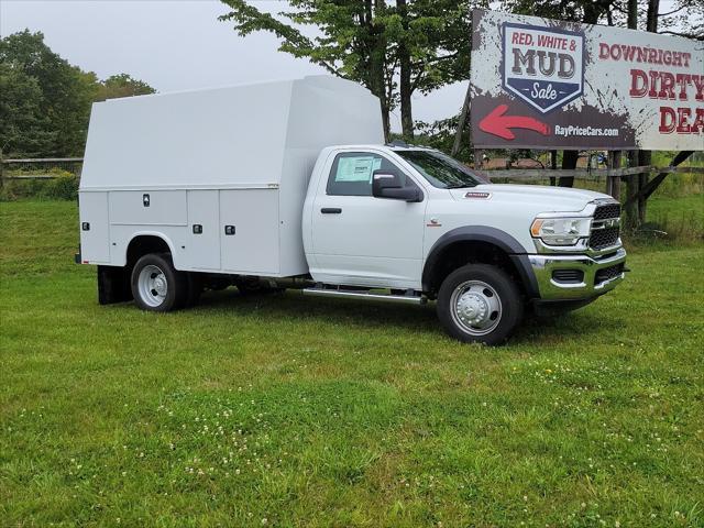 2024 RAM Ram 5500 Chassis Cab RAM 5500 TRADESMAN CHASSIS REGULAR CAB 4X4 84 CA