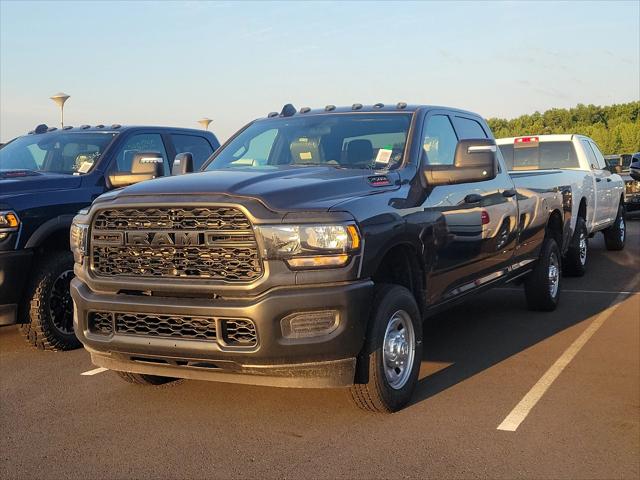 2024 RAM Ram 2500 RAM 2500 TRADESMAN CREW CAB 4X4 8 BOX