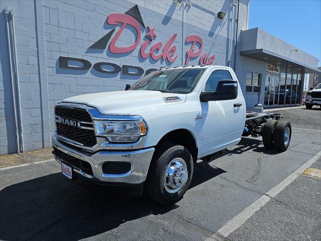 2024 RAM Ram 3500 Chassis Cab RAM 3500 TRADESMAN CHASSIS REGULAR CAB 4X4 84 CA