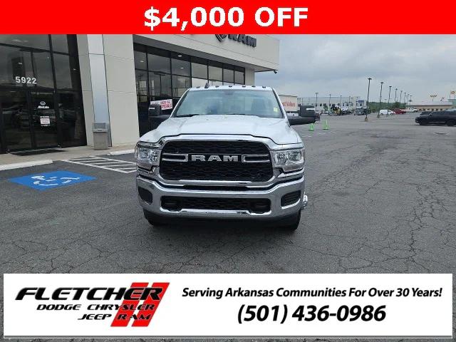 2024 RAM Ram 3500 RAM 3500 TRADESMAN CREW CAB 4X4 8 BOX