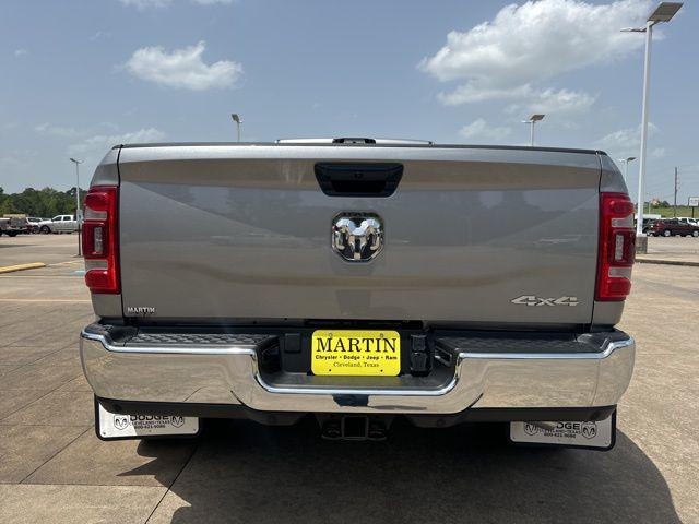 2024 RAM Ram 3500 RAM 3500 TRADESMAN CREW CAB 4X4 8 BOX