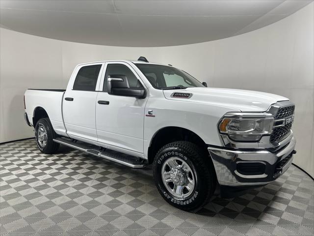 2024 RAM Ram 2500 RAM 2500 TRADESMAN CREW CAB 4X4 64 BOX