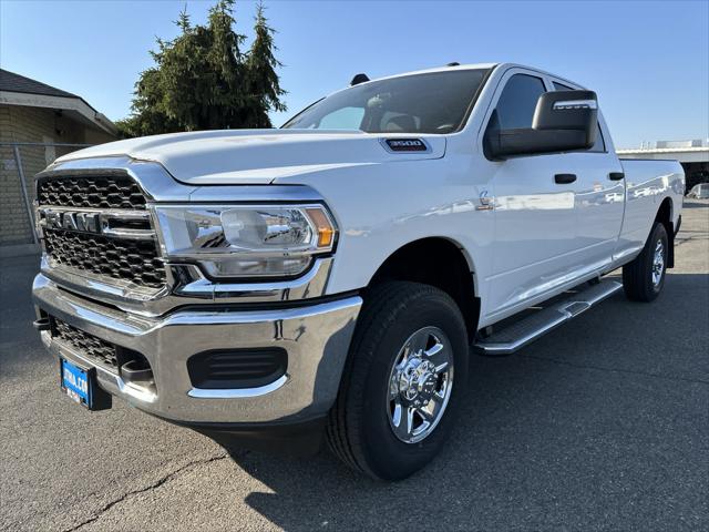 2024 RAM Ram 3500 RAM 3500 TRADESMAN CREW CAB 4X4 8 BOX