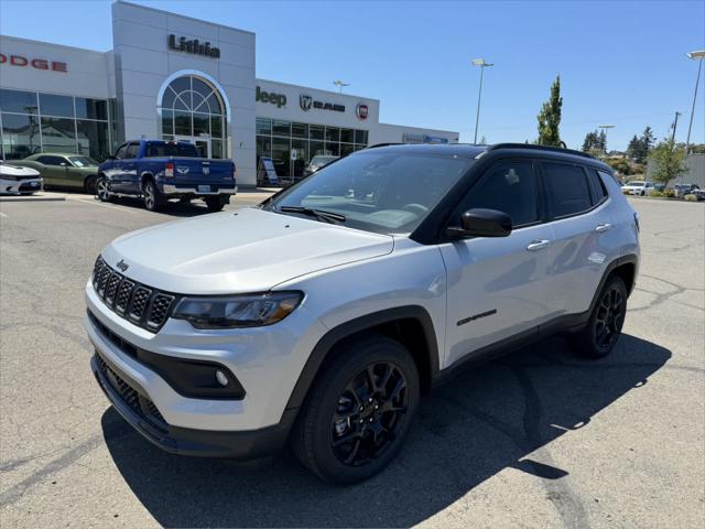 2024 Jeep Compass COMPASS LATITUDE 4X4