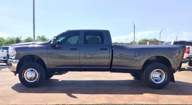 2024 RAM Ram 3500 RAM 3500 TRADESMAN CREW CAB 4X4 8 BOX