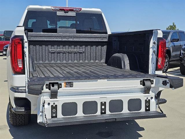 2024 GMC Sierra 1500 4WD Crew Cab Short Box Denali 47