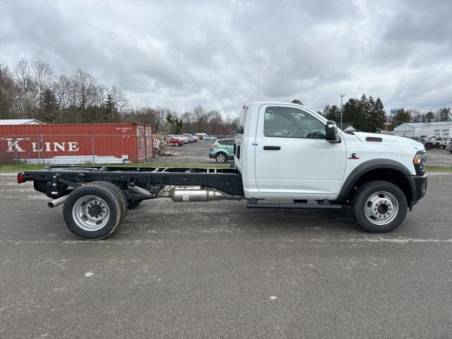 2024 RAM Ram 5500 Chassis Cab RAM 5500 TRADESMAN CHASSIS REGULAR CAB 4X4 84 CA