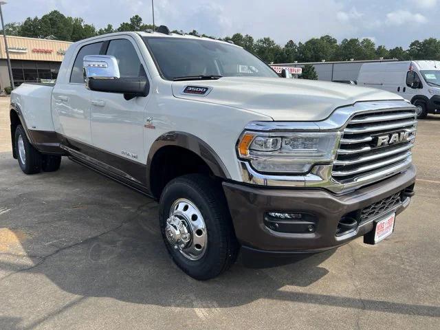 2024 RAM Ram 3500 RAM 3500 LIMITED LONGHORN MEGA CAB 4X4 64 BOX