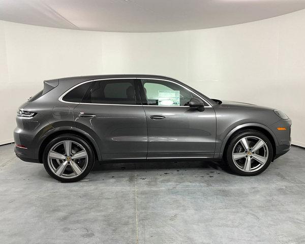 2024 Porsche Cayenne AWD