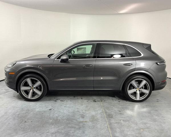 2024 Porsche Cayenne AWD