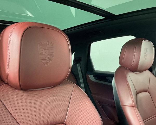 2024 Porsche Cayenne AWD