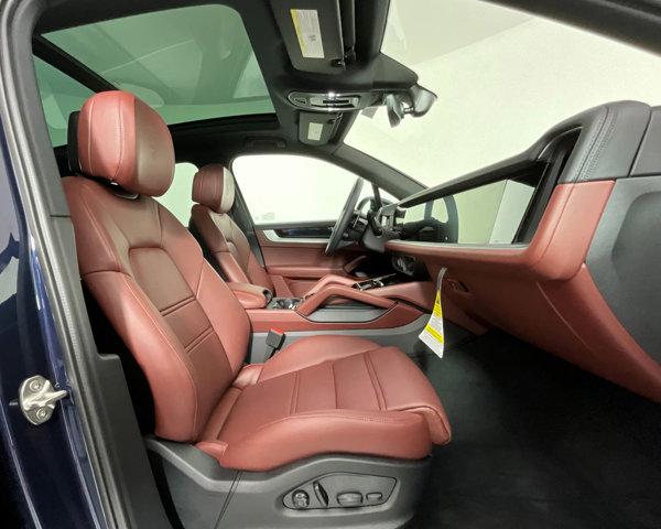 2024 Porsche Cayenne AWD
