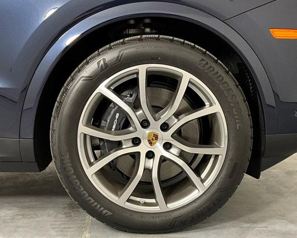 2024 Porsche Cayenne AWD