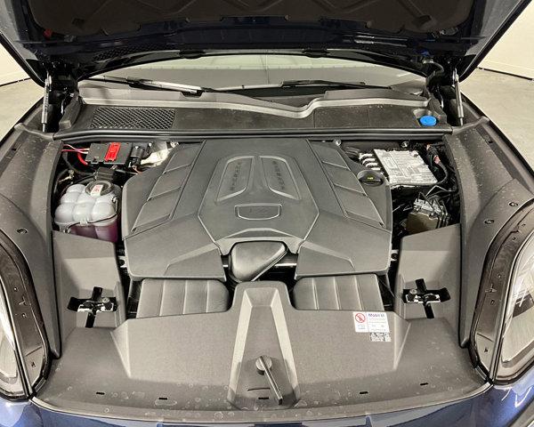 2024 Porsche Cayenne AWD