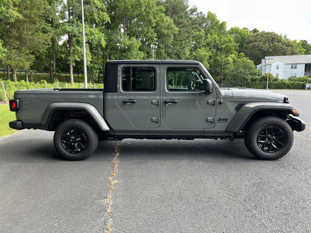 2022 Jeep Gladiator Sport S 4x4