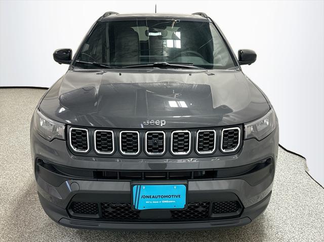 2024 Jeep Compass COMPASS LATITUDE 4X4