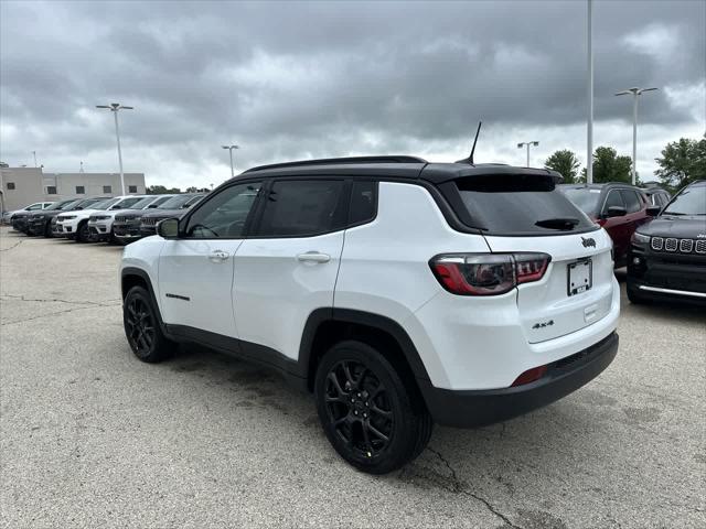 2024 Jeep Compass COMPASS LATITUDE 4X4