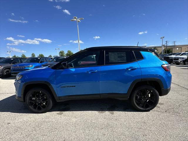 2024 Jeep Compass COMPASS LATITUDE 4X4