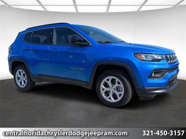 2024 Jeep Compass COMPASS LATITUDE 4X4