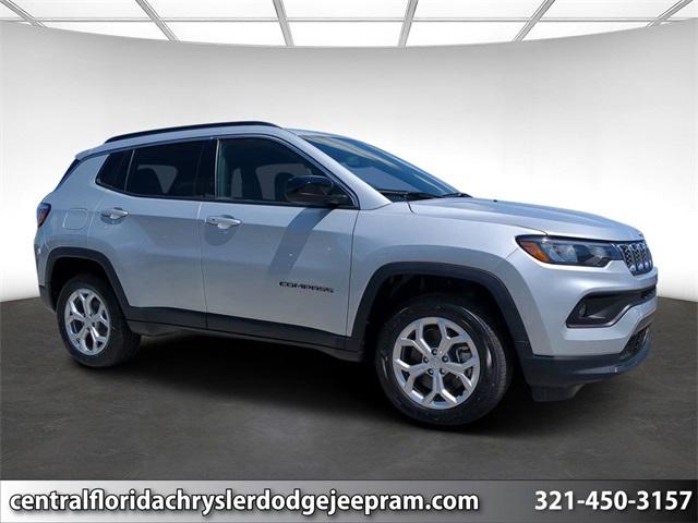 2024 Jeep Compass COMPASS LATITUDE 4X4