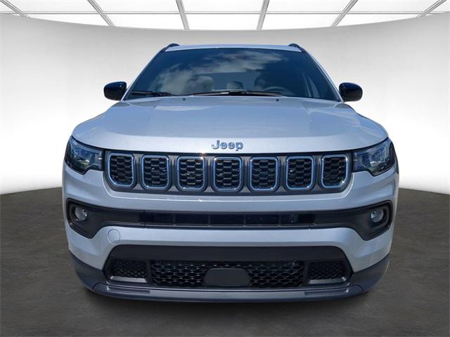 2024 Jeep Compass COMPASS LATITUDE 4X4