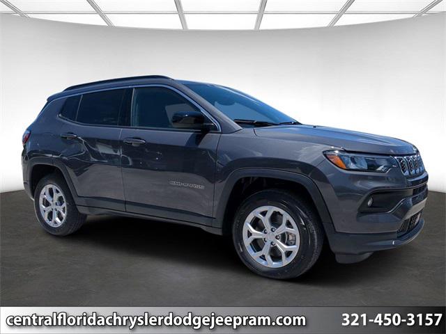 2024 Jeep Compass COMPASS LATITUDE 4X4