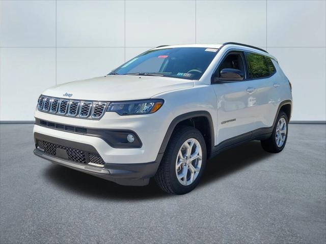 2024 Jeep Compass COMPASS LATITUDE 4X4