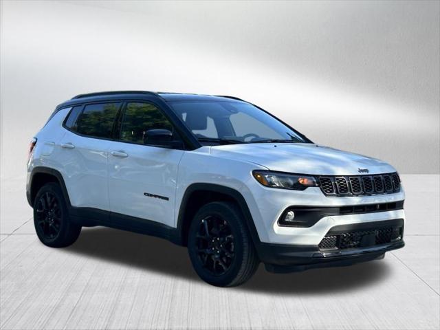 2024 Jeep Compass COMPASS LATITUDE 4X4