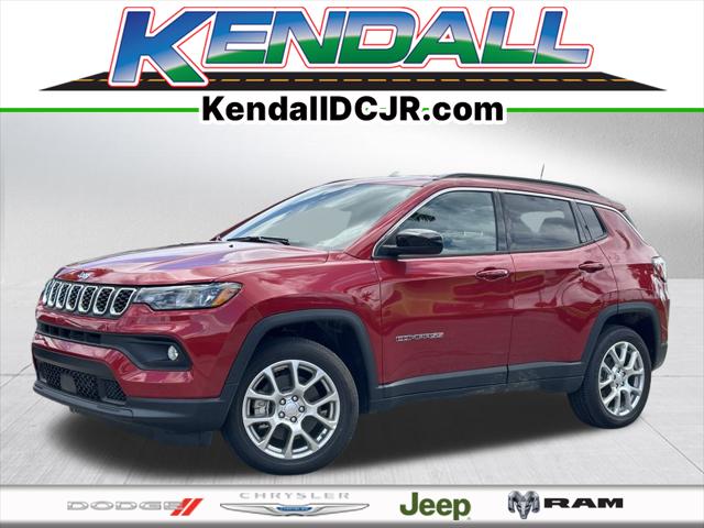 2024 Jeep Compass COMPASS LATITUDE LUX 4X4