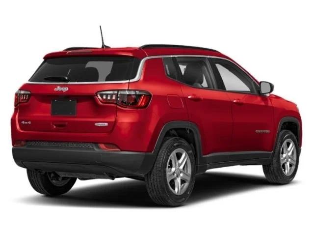 2024 Jeep Compass COMPASS LATITUDE 4X4