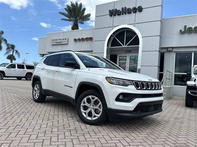 2024 Jeep Compass COMPASS LATITUDE 4X4