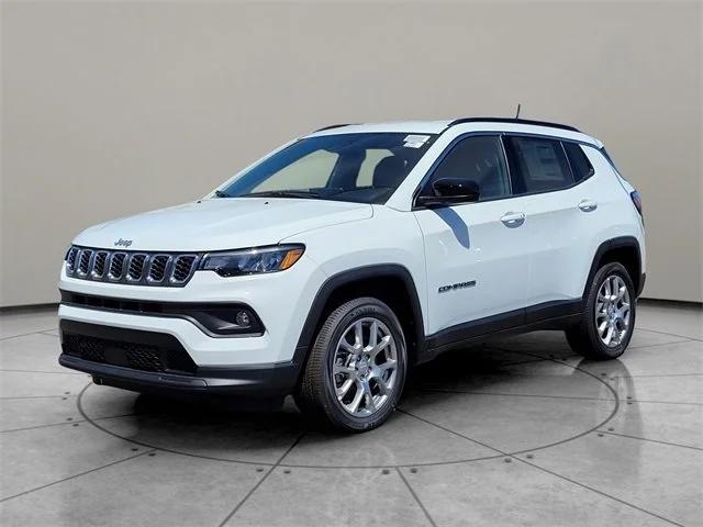 2024 Jeep Compass COMPASS LATITUDE LUX 4X4