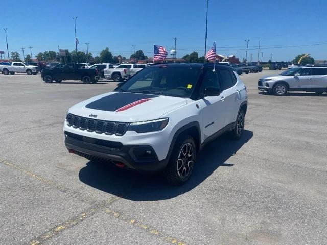 2024 Jeep Compass COMPASS TRAILHAWK 4X4