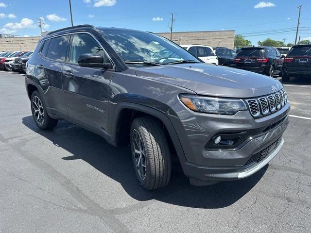 2024 Jeep Compass COMPASS LIMITED 4X4